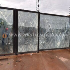 Casa onde estavam duas crianças é atingida por 15 tiros em Sarandi   Foto 1 Fotos de Casa onde estavam duas crianças é atingida por 15 tiros em Sarandi