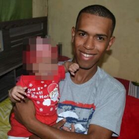 Fotos de Dois homens foram mortos e duas mulheres baleadas em um atentado a tiros em Sarandi