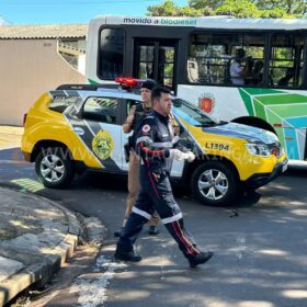 Duas pessoas são esfaqueadas e autor é preso em flagrante em Maringá Foto 1 Fotos de Duas pessoas são esfaqueadas e autor é preso em flagrante em Maringá