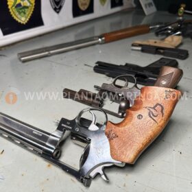Fotos de Empresário é preso após realizar disparos de arma de fogo no centro de Maringá 