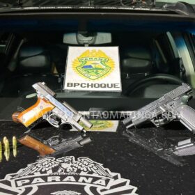 Fotos de Homem é encaminhado para Delegacia de Maringá após ser flagrado com arma de fogo