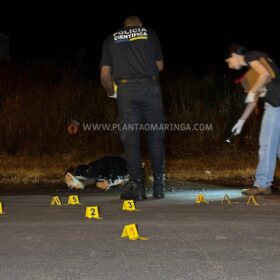 Fotos de Câmera registra homem sendo executado com 32 tiros em Mandaguaçu    