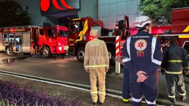 Fotos de   Incêndio no shopping Avenida Center mobiliza bombeiros em Maringá 