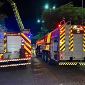 Fotos de   Incêndio no shopping Avenida Center mobiliza bombeiros em Maringá 