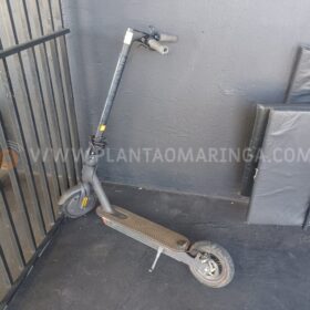 Fotos de Moça com patinete elétrico sofre traumatismo craniano após colisão com carro em Maringá 