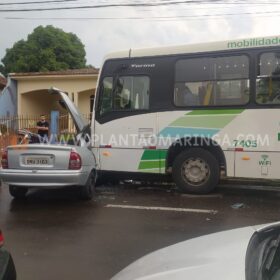 Fotos de Câmera registra motorista avançando preferencial e sendo atingido por ônibus em Maringá  