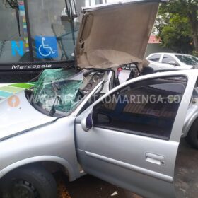Fotos de Câmera registra motorista avançando preferencial e sendo atingido por ônibus em Maringá  