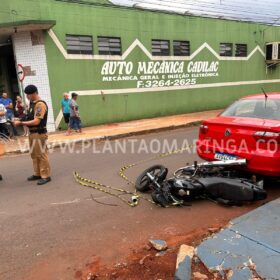 Fotos de Prótese da perna de motociclista é arremessada após acidente em Sarandi