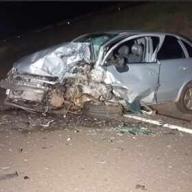 Fotos de Três pessoas morreram carbonizadas após acidente na região