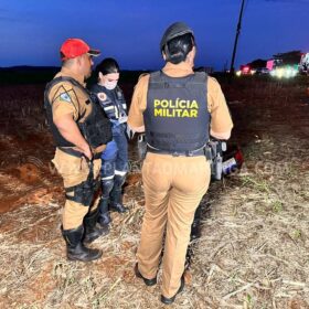 Fotos de Um adolescente morreu e duas sofreram ferimentos graves após carro com queixa de furto capotar 