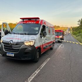 Batida frontal entre dois carros deixa cinco pessoas feridas em Maringá Foto 1 Fotos de Batida frontal entre dois carros deixa cinco pessoas feridas em Maringá