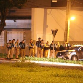Fotos de Cinco criminosos investigados por vários homicídios morreram em confronto com a PM em Maringá 
