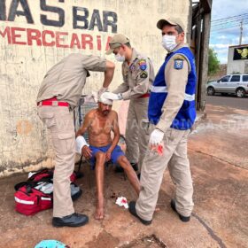 Homem é agredido com golpes de foice em Sarandi Foto 1 Fotos de Homem é agredido com golpes de foice em Sarandi