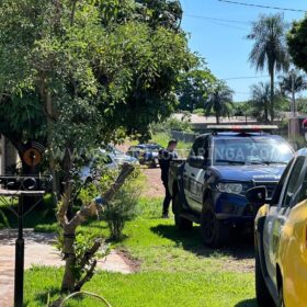 Fotos de Homem que fazia filho refém com faca no pescoço é morto pela Guarda Civil Municipal e Policia Civil de Sarandi
