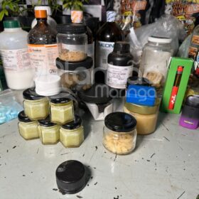 Fotos de Dupla é presa ao ser flagrada com haxixe e polícia localiza na casa de um deles vários tipos de drogas em Maringá