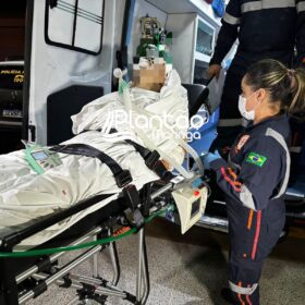 Fotos de Jovem é socorrido em estado gravíssimo após ser atingido por dois tiros na cabeça em Sarandi