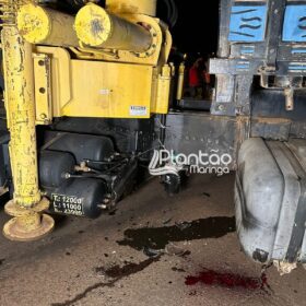 Fotos de Motociclista é intubado após bater em caminhão em Maringá