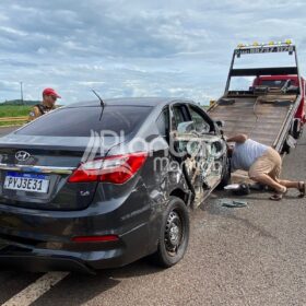 Fotos de Piratas do asfalto atiram contra caminhão durante tentativa de roubo