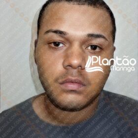 Fotos de Choque apreende escopeta calibre 12 e roupas utilizada em execução em Maringá
