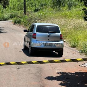 Fotos de Choque apreende escopeta calibre 12 e roupas utilizada em execução em Maringá
