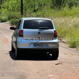 Fotos de Choque apreende escopeta calibre 12 e roupas utilizada em execução em Maringá
