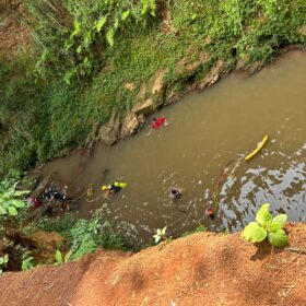 Fotos de Adolescente morre afogado em córrego próximo ao Bosque II, em Maringá 