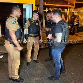 Forças de segurança de Sarandi apreende arma de fogo em festa clandestina Foto 1 Fotos de Forças de segurança de Sarandi apreende arma de fogo em festa clandestina