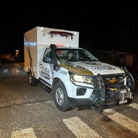 Fotos de Homem morre após atacar policial militar feminina com duas facas em Maringá