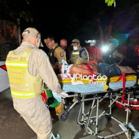 Fotos de Jovem com tornozeleira eletrônica é socorrido em estado grave após levar três tiros na cabeça em Sarandi 