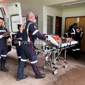 Fotos de Mulher grávida é esfaqueada após confusão em Maringá