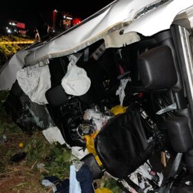 Três pessoas morrem em grave acidente na noite desta quarta-feira Foto 1 Fotos de Três pessoas morrem em grave acidente na noite desta quarta-feira