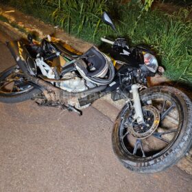 Fotos de Colisão entre motocicletas deixa duas pessoas gravemente feridas em Maringá