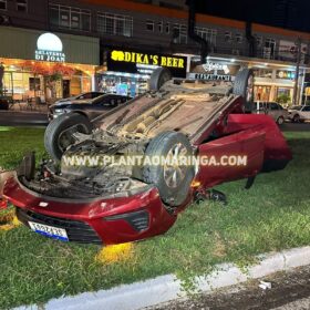 Fotos de Homem de 49 anos sofre ferimentos graves ao capotar carro em Maringá