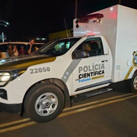 Fotos de Homem é executado com 25 tiros dentro de carro em Sarandi 