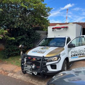 Fotos de Homem é executado com tiros na cabeça em Maringá