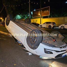 Fotos de Motorista com suspeita de estar embriagado é preso com arma de fogo após causar acidente em Maringá