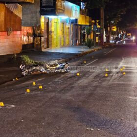 Fotos de Câmera capta áudio do acidente e dos tiros que mataram um jovem, em Sarandi 