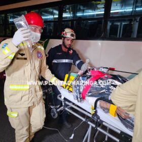 Fotos de Moça arrastada por ônibus da TCCC em Maringá morre no hospital 