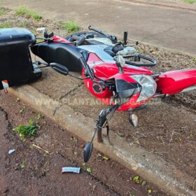 Fotos de Motociclista fica gravemente ferido após bater em árvore em Maringá 