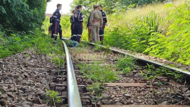 Fotos de Mulher é encontrada morta na linha férrea em Sarandi.