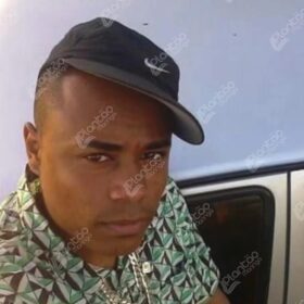 Fotos de Polícia Civil cumpre mandados em operação contra grupo de Nego Fi, em Sarandi