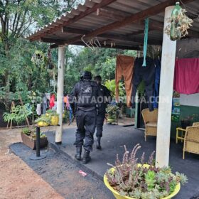 Fotos de Polícia Civil cumpre mandados em operação contra grupo de Nego Fi, em Sarandi