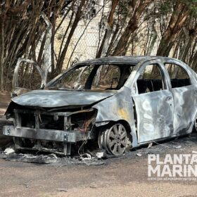 Assassinos se passam por policiais, invadem casa e matam homem em Maringá Foto 3 Fotos de Assassinos se passam por policiais, invadem casa e matam homem em Maringá