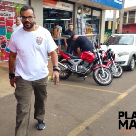 Fotos de Câmera registra funcionário de supermercado sendo executado na frente do trabalho em Sarandi 