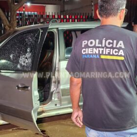 Fotos de Homem dentro de carro com esposa e filhos é executado com 16 tiros em Sarandi 