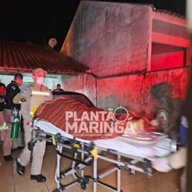 Fotos de Câmera registra criminosos atirando contra jovem em Sarandi; o rapaz foi atingido no lugar do irmão