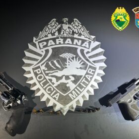 Fotos de Um passageiro e um assaltante morrem durante assalto a ônibus na PR-444 