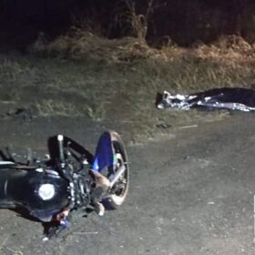 Fotos de Motociclista de 21 anos morre após colisão com caminhonete