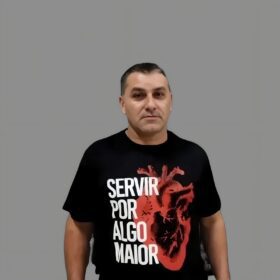 Identificado trabalhador que morre após ser atingido por bag de ração com cerca de 1,5 tonelada em Maringá Foto 1 Fotos de Identificado trabalhador que morre após ser atingido por bag de ração com cerca de 1,5 tonelada em Maringá