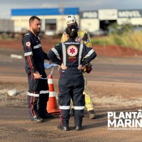 Uma pessoa morreu e outra ficou gravemente ferida após um acidente entre dois caminhões entre Maringá e Iguaraçu Foto 21 Fotos de Uma pessoa morreu e outra ficou gravemente ferida após um acidente entre dois caminhões entre Maringá e Iguaraçu